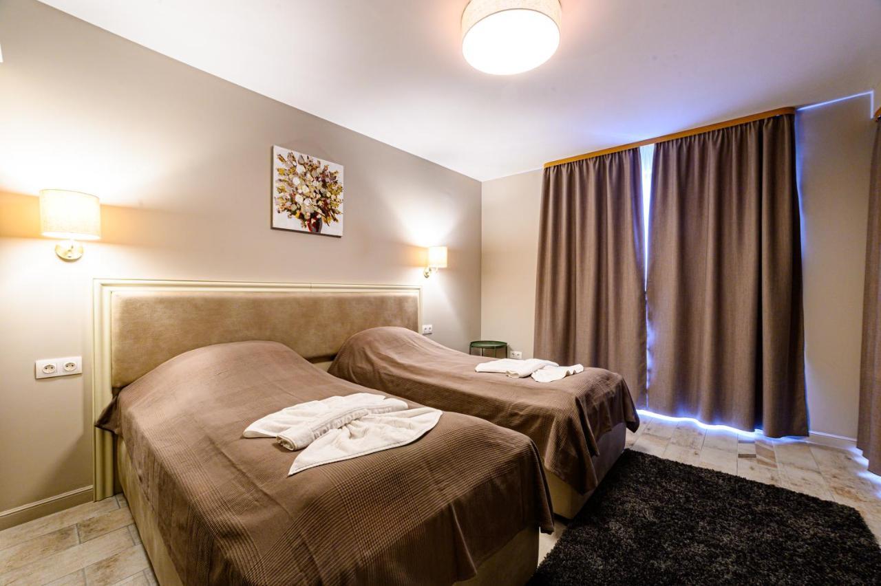 Antique Boutique Hotel Pavel Banja Exteriör bild