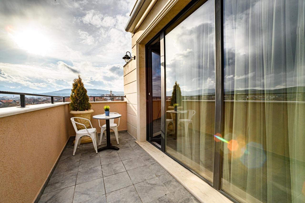 Antique Boutique Hotel Pavel Banja Exteriör bild