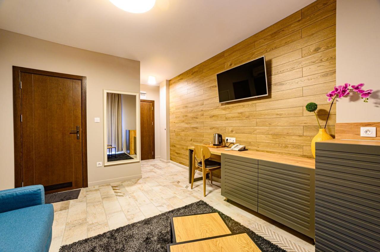 Antique Boutique Hotel Pavel Banja Exteriör bild