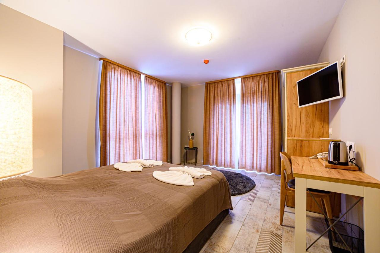 Antique Boutique Hotel Pavel Banja Exteriör bild
