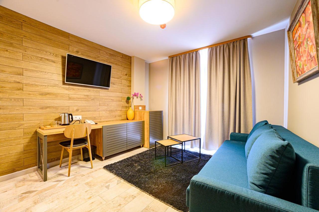 Antique Boutique Hotel Pavel Banja Exteriör bild